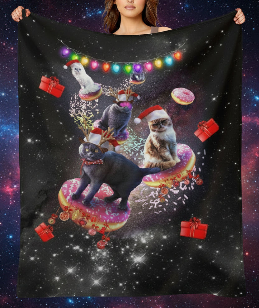 Space Cat Christmas Throw Blanket – Cosmic Holiday Gift
